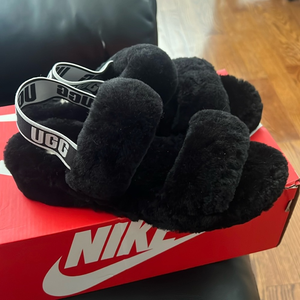 UGG Women's “Oh Yeah” Slipper, BRAND NEW, never worn.